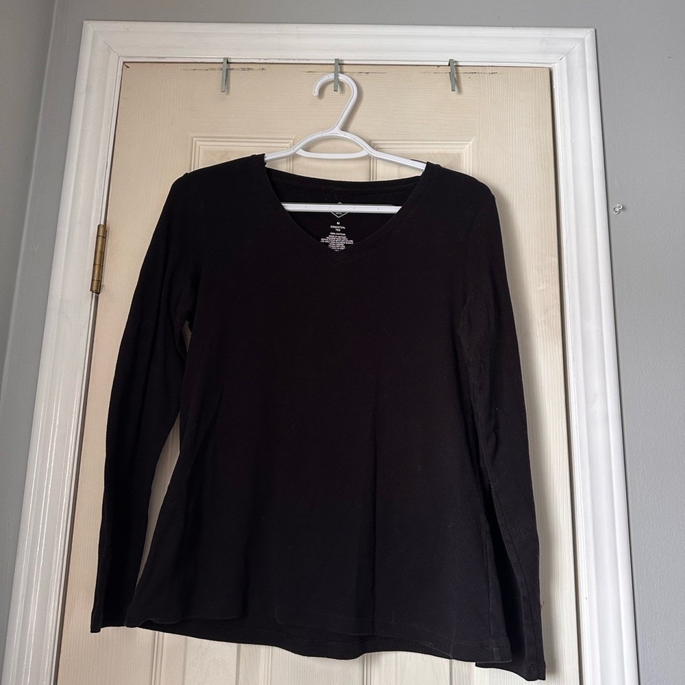 St. John's Bay Black Long Sleeve Tee
